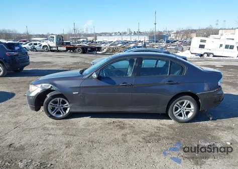 2008 BMW 328Xi z USA, uszkodzony, nr VIN WBAVC735X8A236493